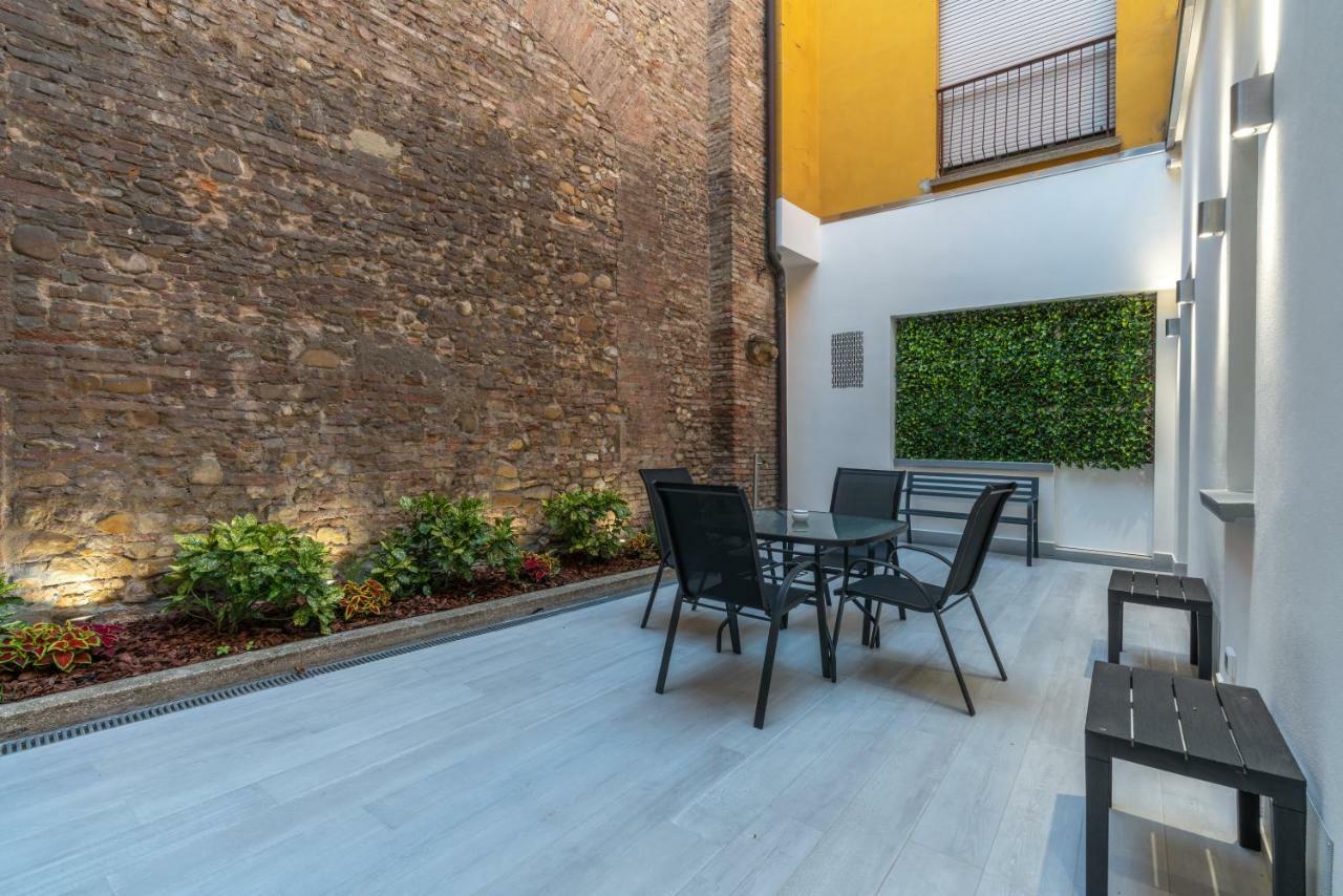 Dimora Santo Stefano: Ampia, Con Giardino Privato Appartement Bologna Buitenkant foto