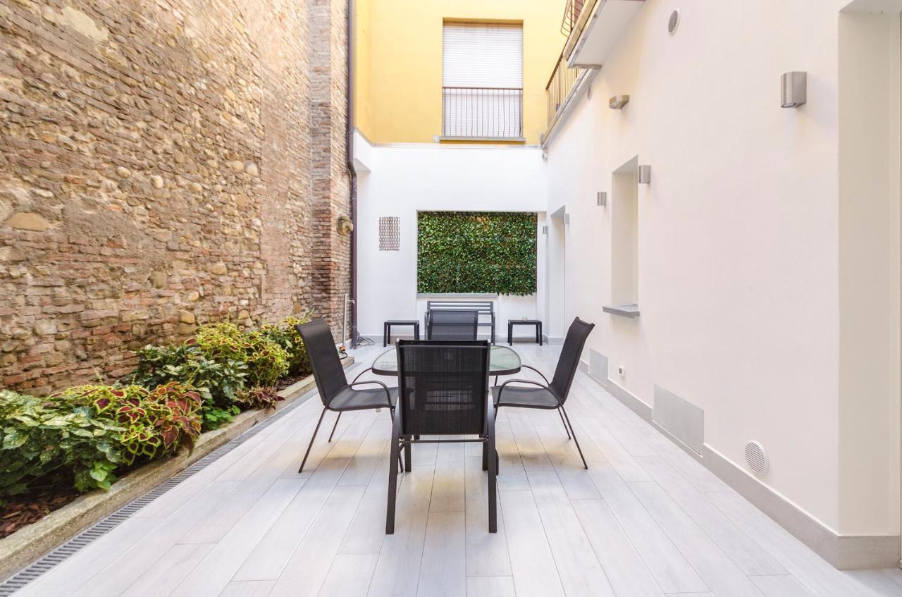 Dimora Santo Stefano: Ampia, Con Giardino Privato Appartement Bologna Buitenkant foto